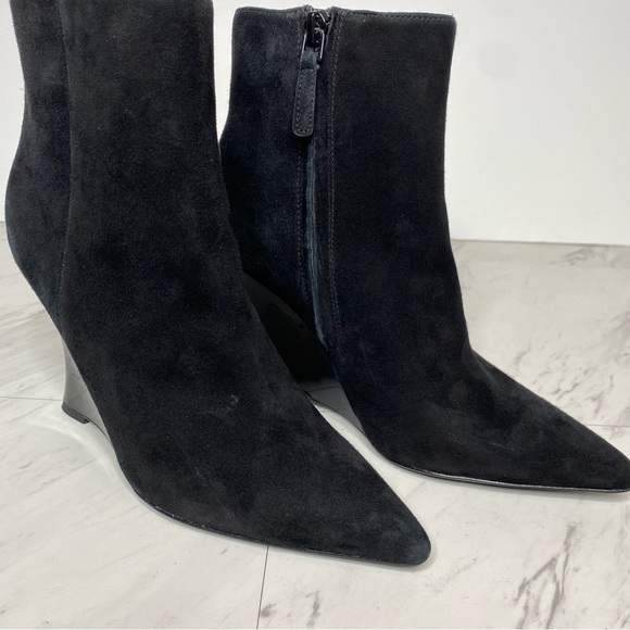 Tory Burch Sculpted Wedge Heel Pointed Toe Black Suede Bootie 6 1/2 M - Picture 9 of 14